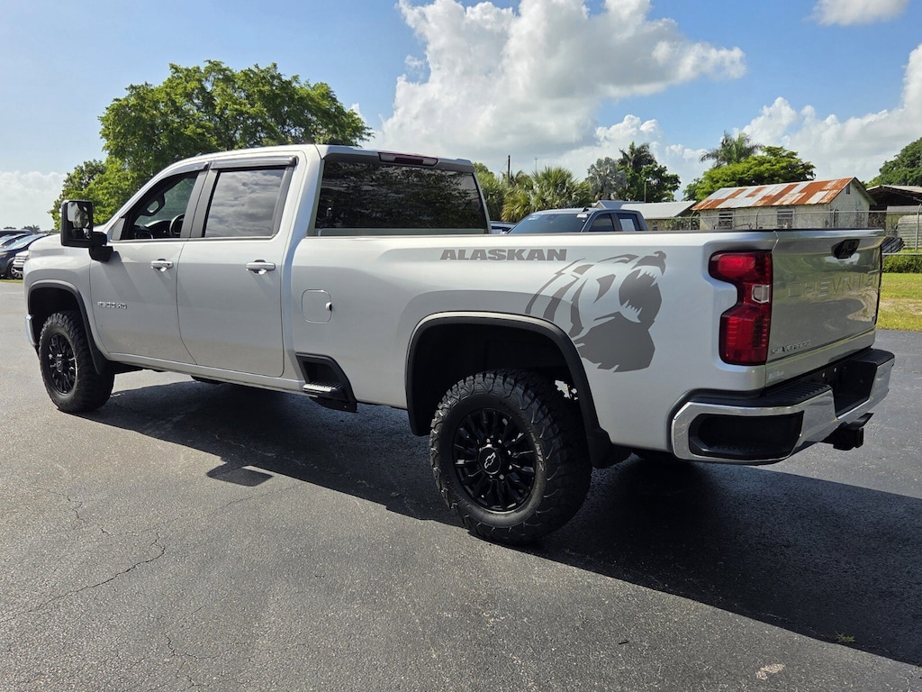 Used 2022 Chevrolet Silverado 2500HD LT 4WD Crew Cab 172 LT