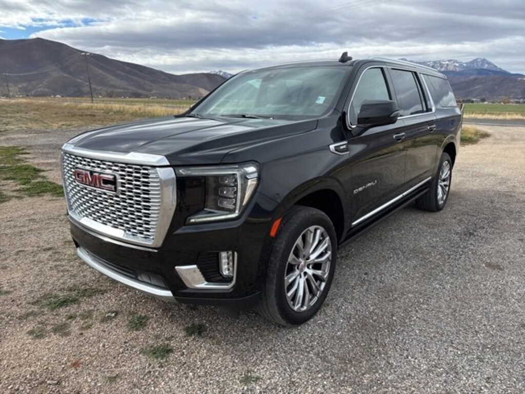 Used 2022 GMC Yukon XL Denali SUV