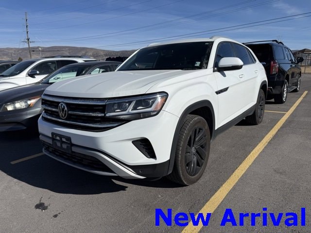 2022 Volkswagen Atlas Cross Sport SE w/Tech