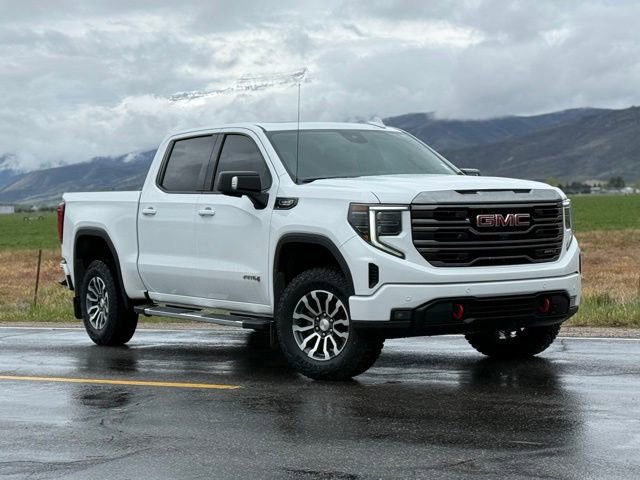 2023 GMC Sierra AT4 4WD Crew Cab Short Box's photo