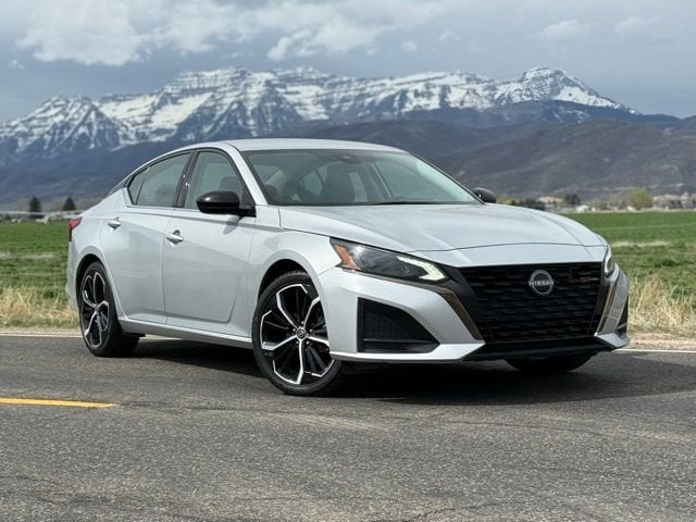 2024 Nissan Altima SR