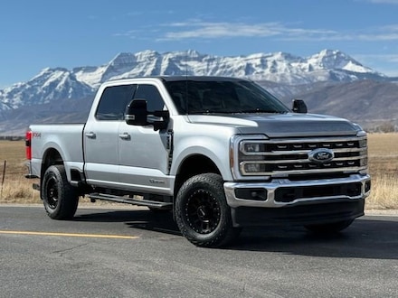2024 Ford F-350 Lariat Truck Crew Cab