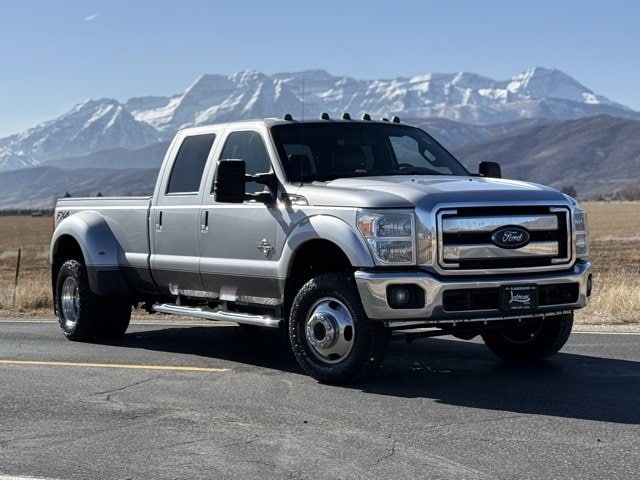 2013 Ford F-350 Truck Crew Cab 