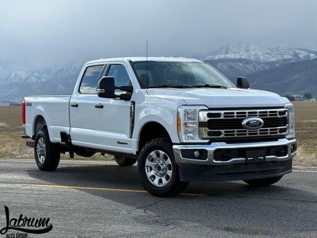 2023 Ford F-350 Truck Crew Cab 