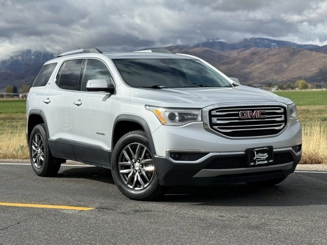 2017 GMC Acadia SLT-1's photo