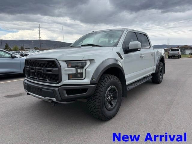 2017 Ford F-150 4x4 SuperCrew 145 in's photo