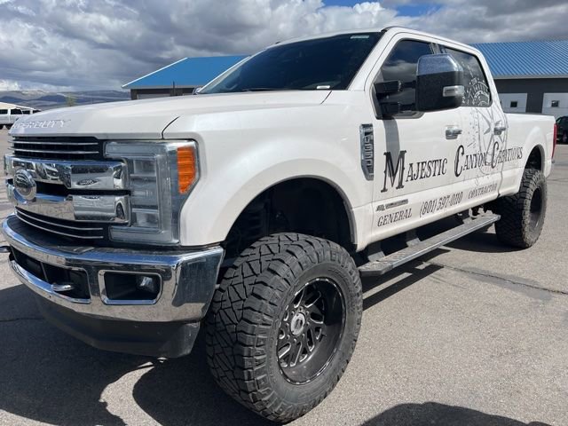 2017 Ford F-350 Lariat 4x4 Crew Cab 6-1/2' Box SRW's photo