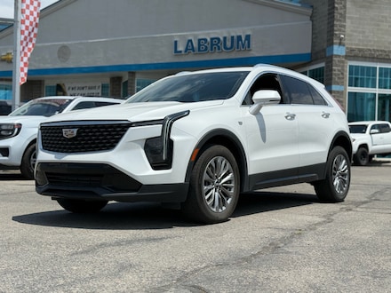 2024 CADILLAC XT4 Premium Luxury SUV