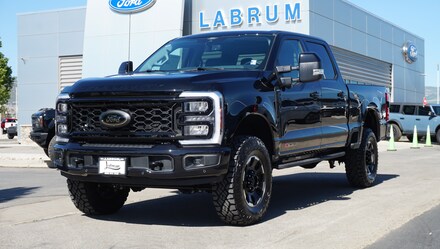 2025 Ford F-350 Lariat Truck Crew Cab