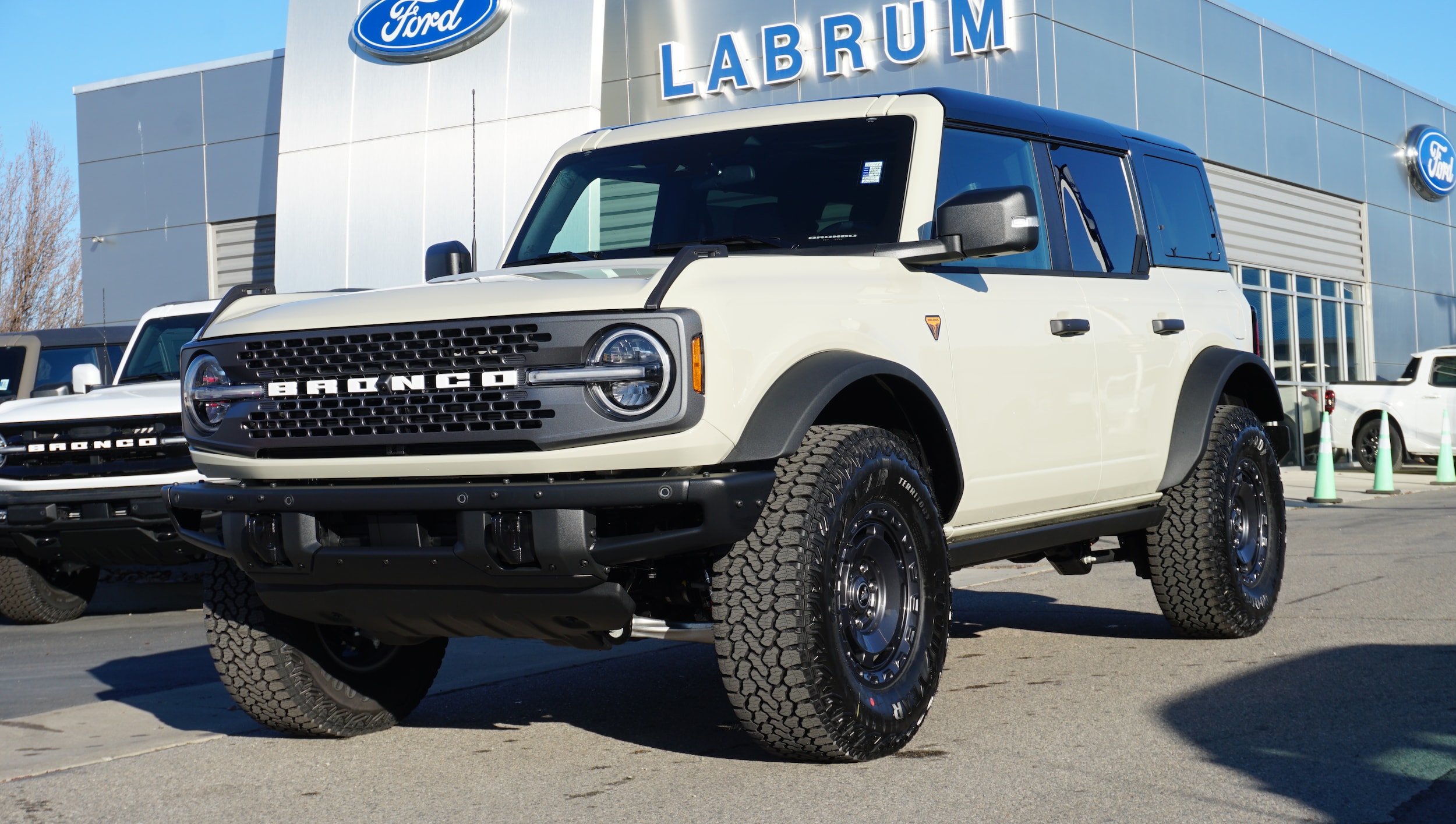 2025 Ford Bronco 4-Door Badlands's photo