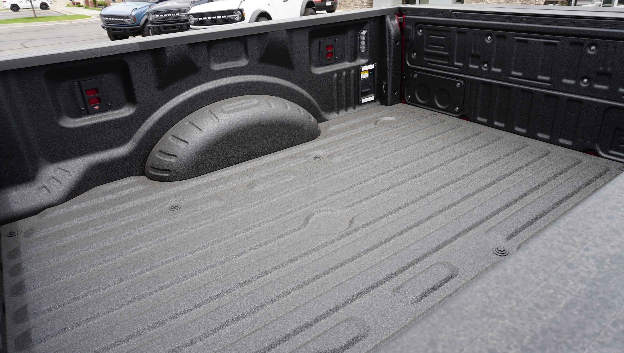 2025 Ford F-350 Super Duty Lariat - Photo 13
