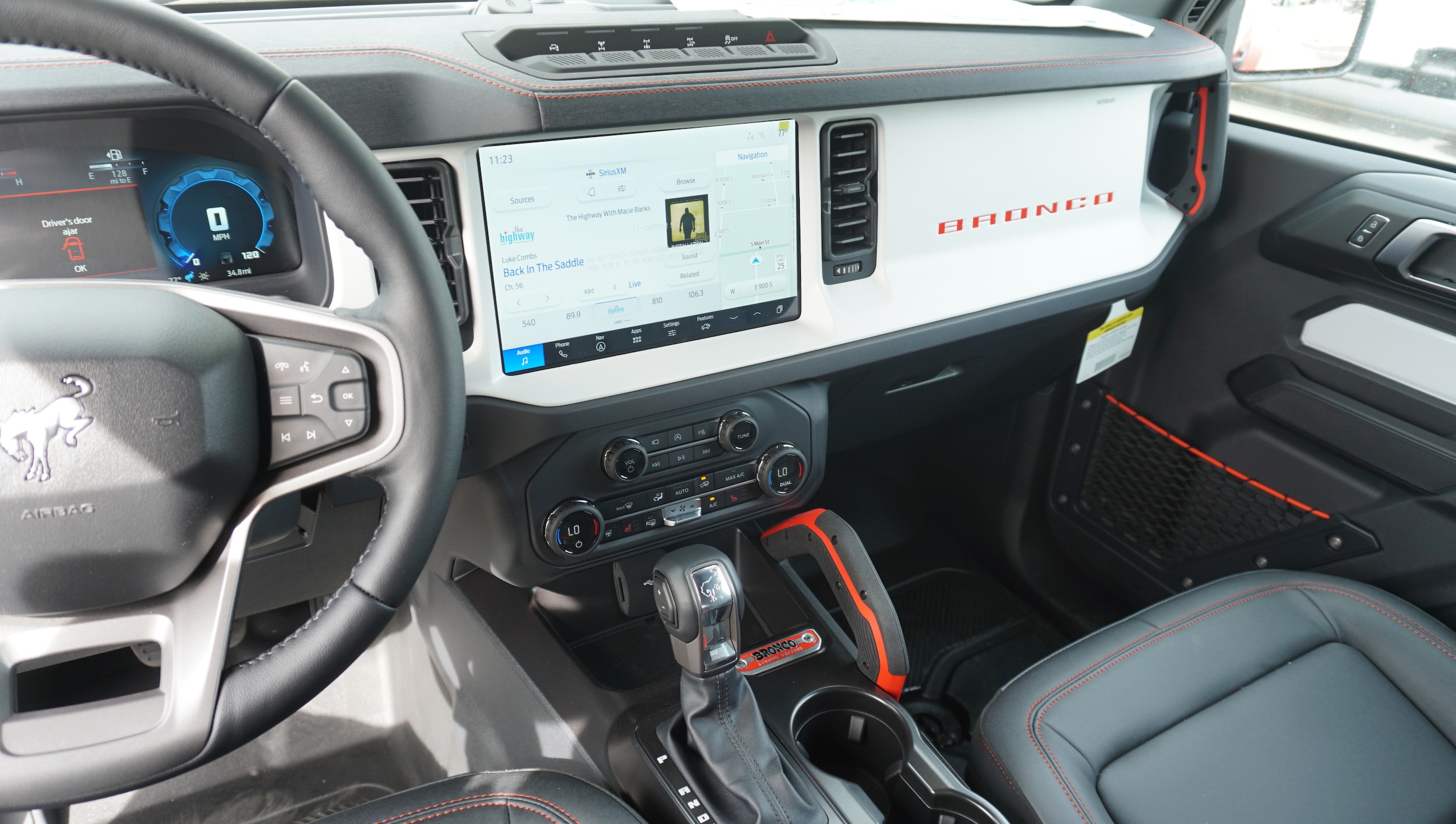 2025 Ford Bronco 2-Door Stroppe - Photo 10