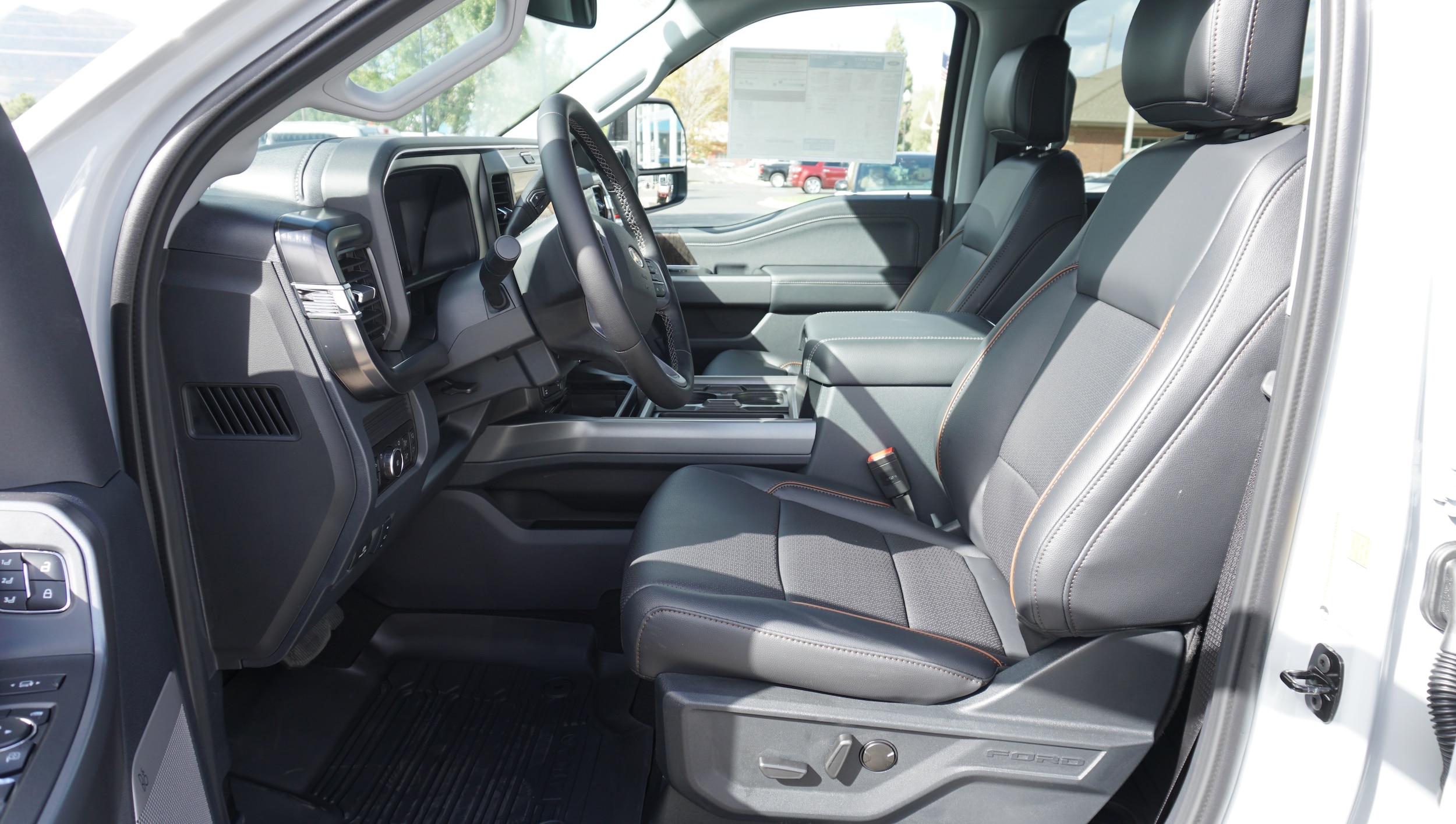 2026 Ford F-350 Super Duty Lariat - Photo 7