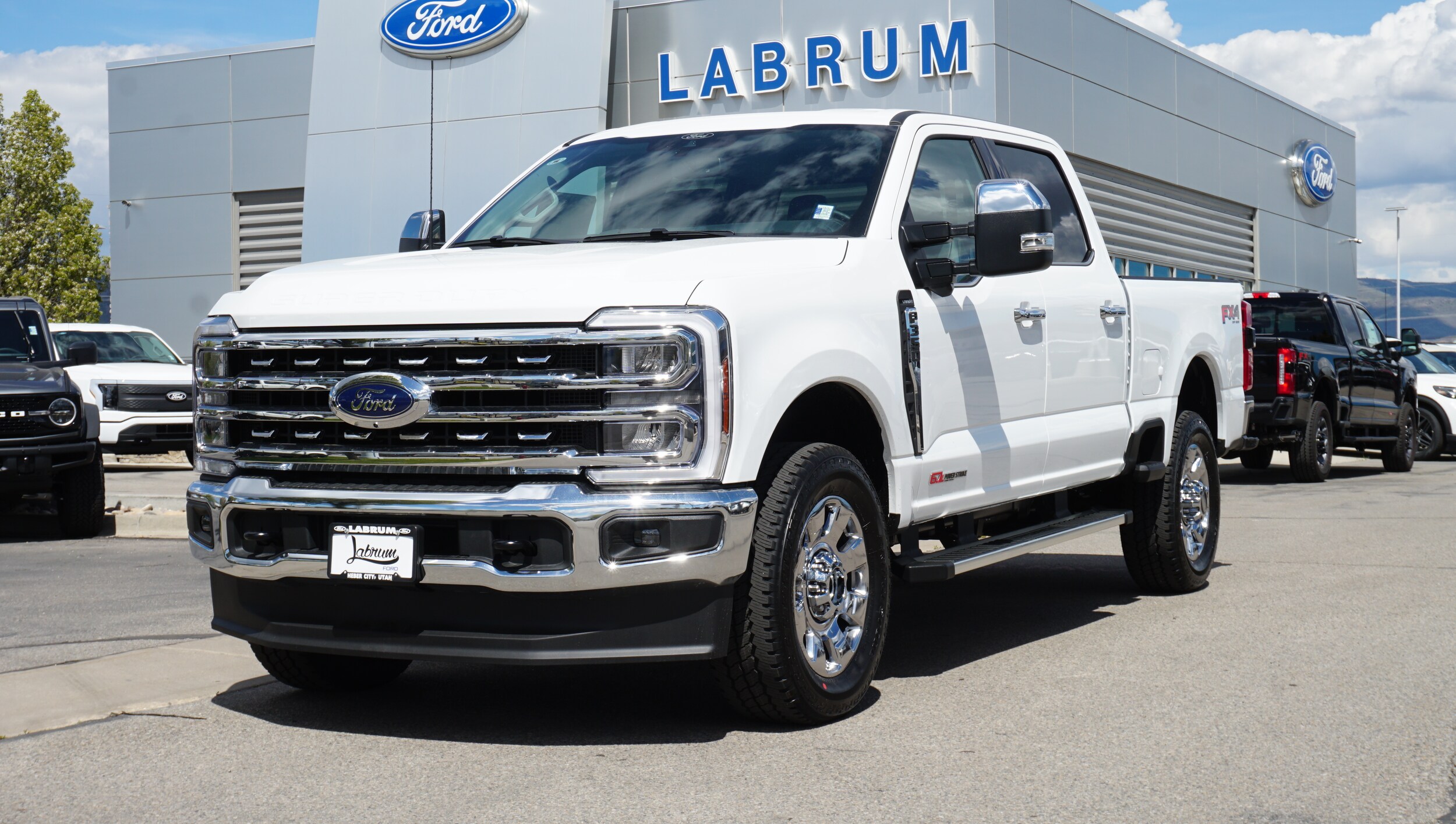 2025 Ford F-350 Super Duty Lariat