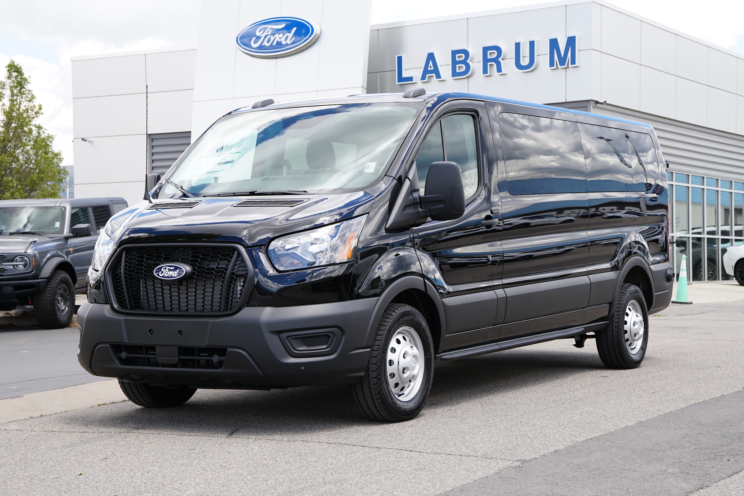2026 Ford Transit 350 XL Low Roof Sliding Pass. 148 AWD's photo