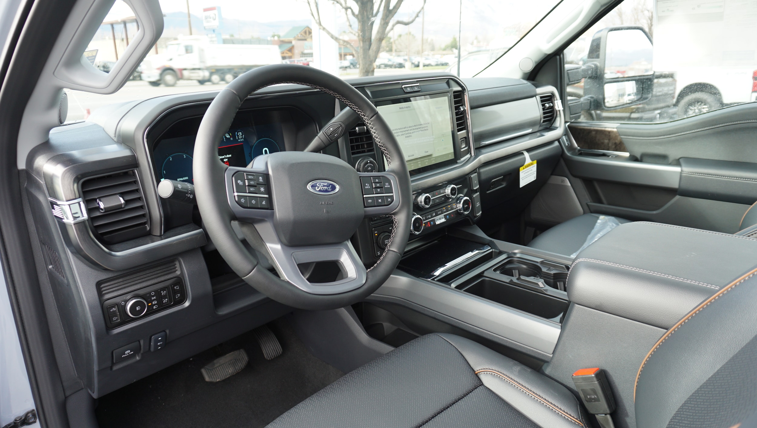 2026 Ford F-350 Super Duty Lariat - Photo 9