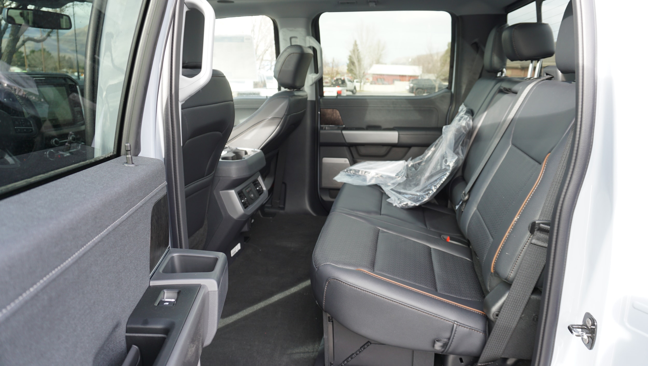 2026 Ford F-350 Super Duty Lariat - Photo 12