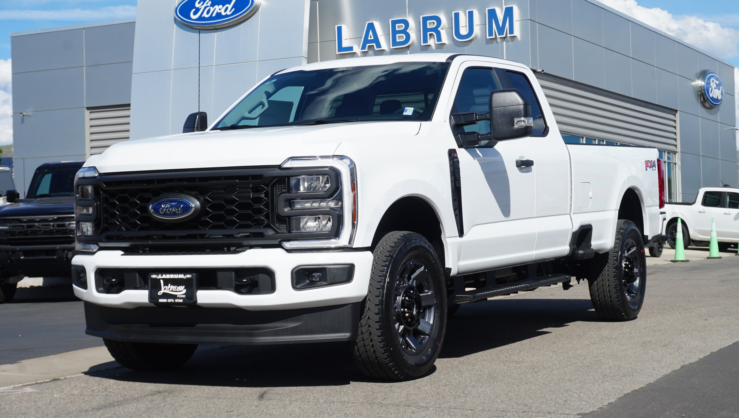 2026 Ford F-350 Super Duty XL's photo