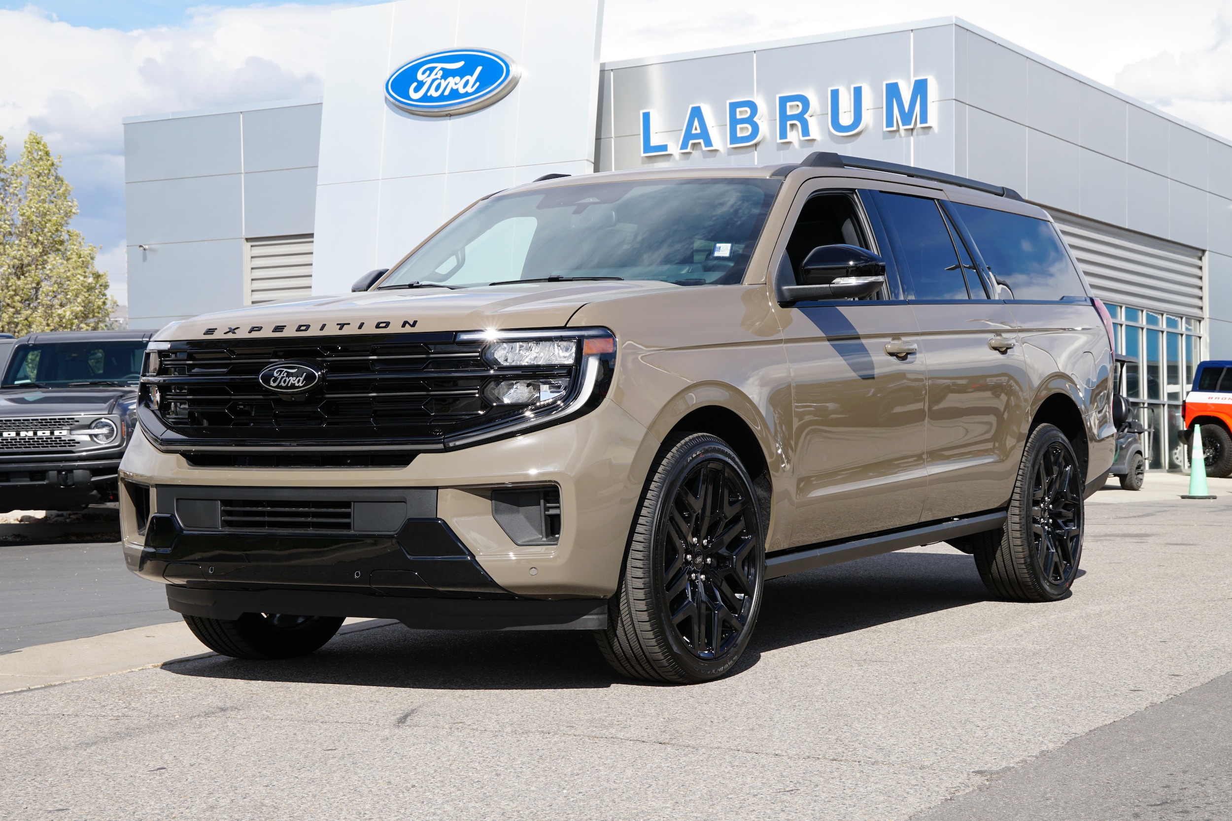 2026 Ford Expedition Platinum MAX 4x4's photo
