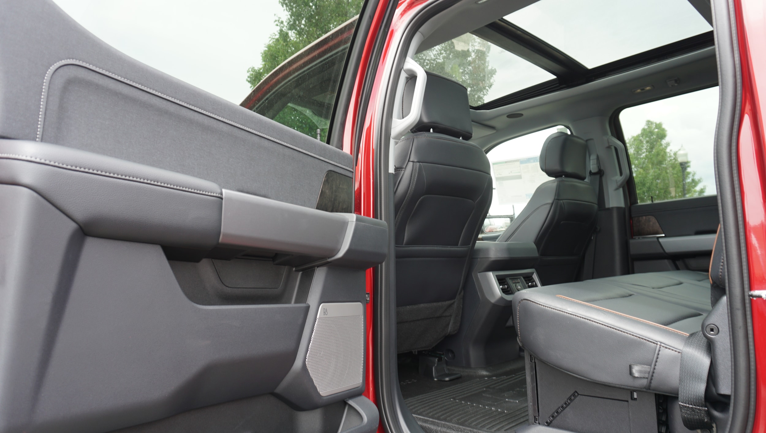 2025 Ford F-350 Super Duty Lariat - Photo 11
