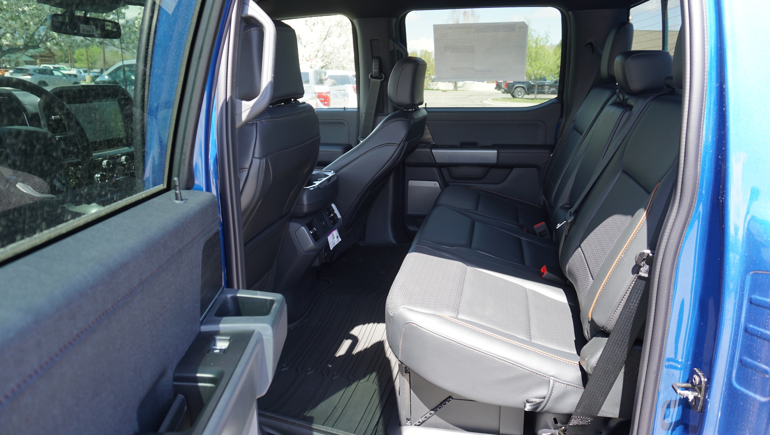 2025 Ford F-150 Lariat - Photo 11