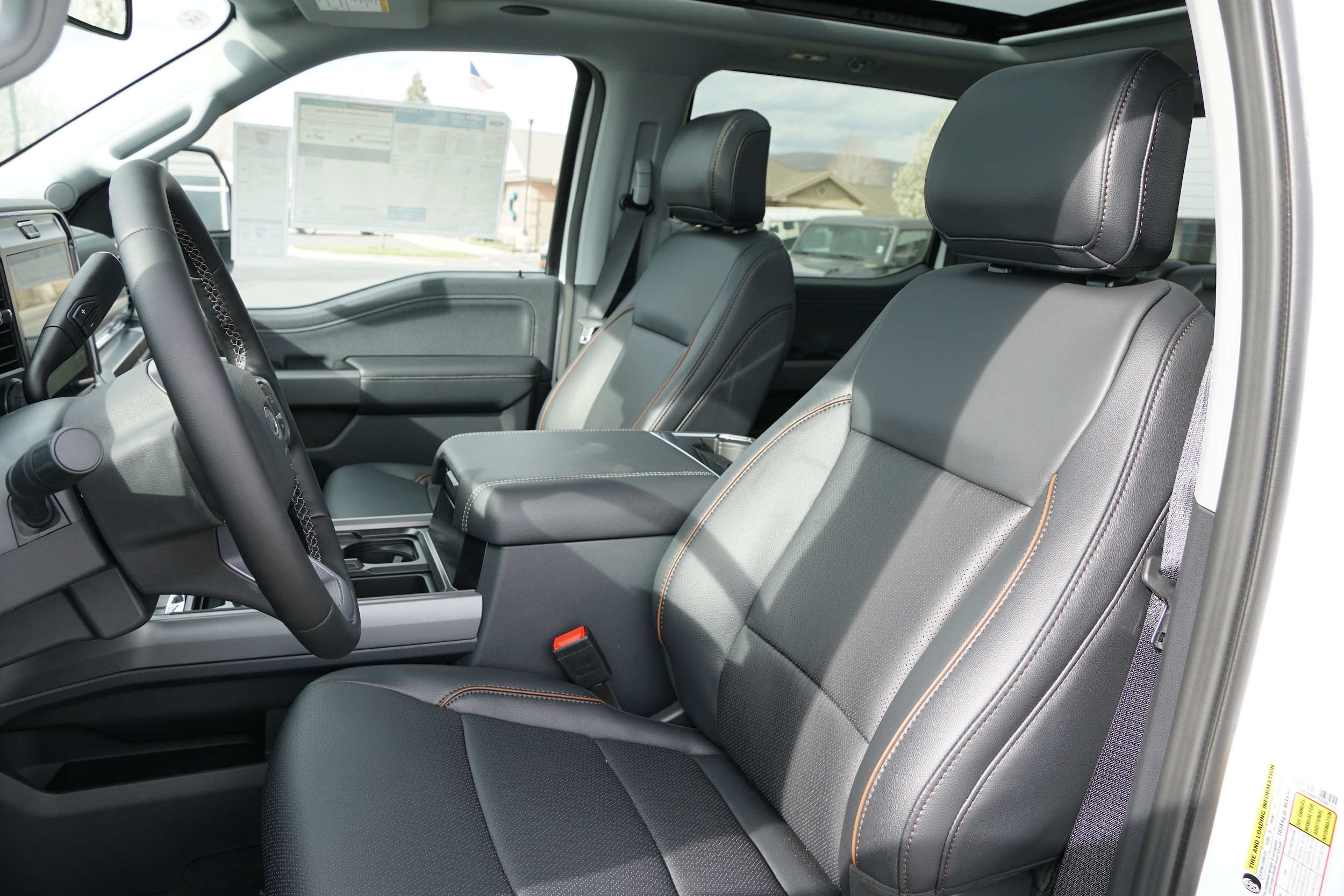 2026 Ford F-350 Super Duty Lariat - Photo 8