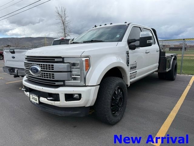 2019 Ford F-450 Platinum 4x4 Crew Cab 8' Box DRW's photo