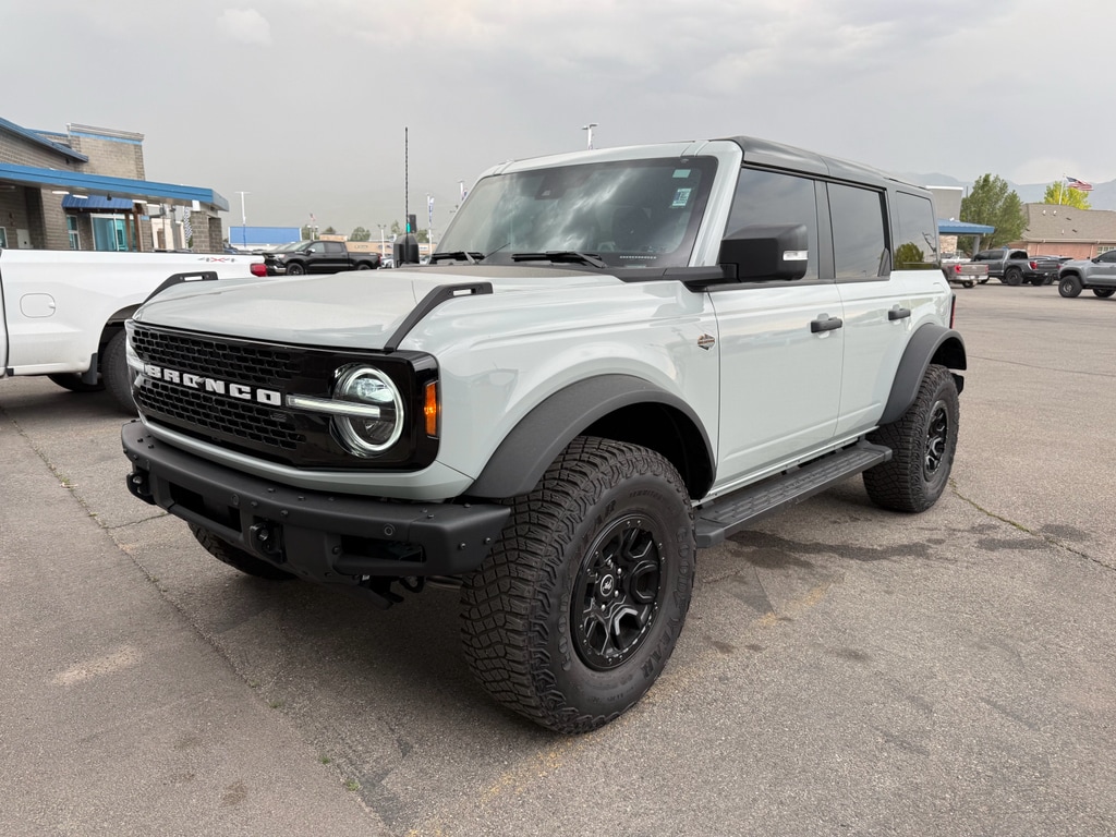2024 Ford Bronco Wildtrak 4x4's photo