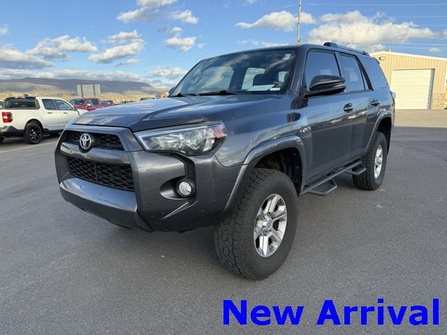 2019 Toyota 4Runner SR5 Premium's photo