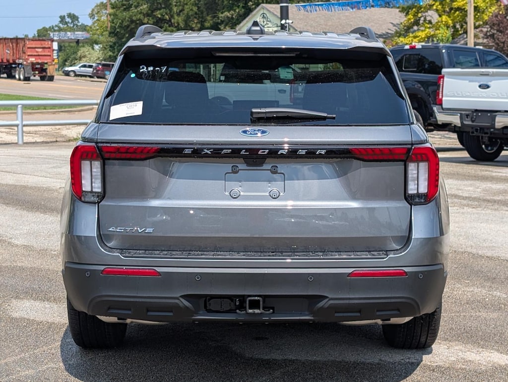 New 2025 Ford Explorer Active SUV
