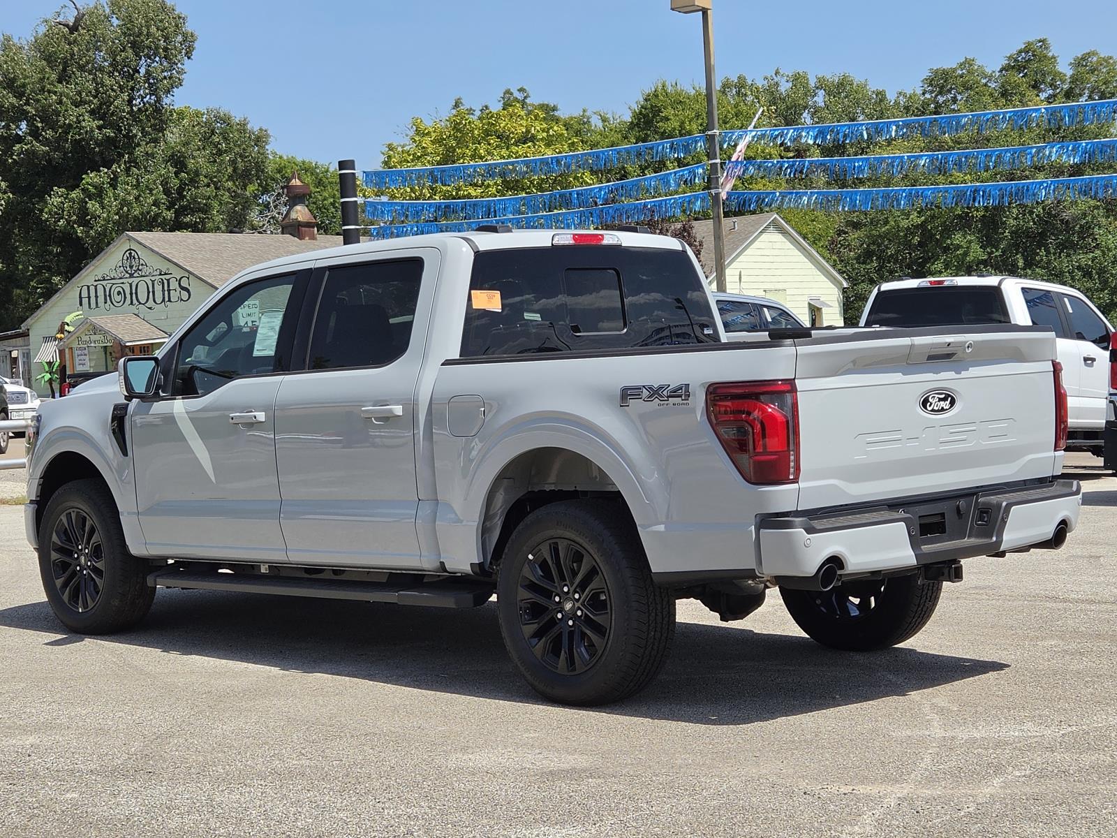 New 2026 Ford F-150 LARIAT Truck SuperCrew Cab