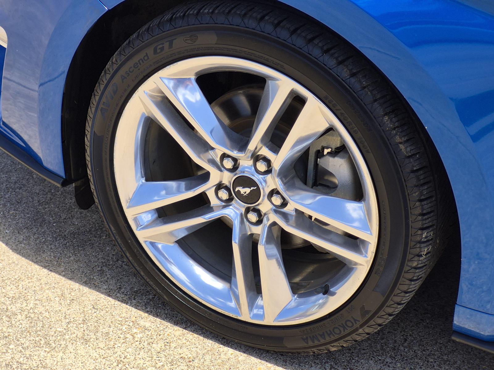 2020 Ford Mustang EcoBoost Premium - Photo 7