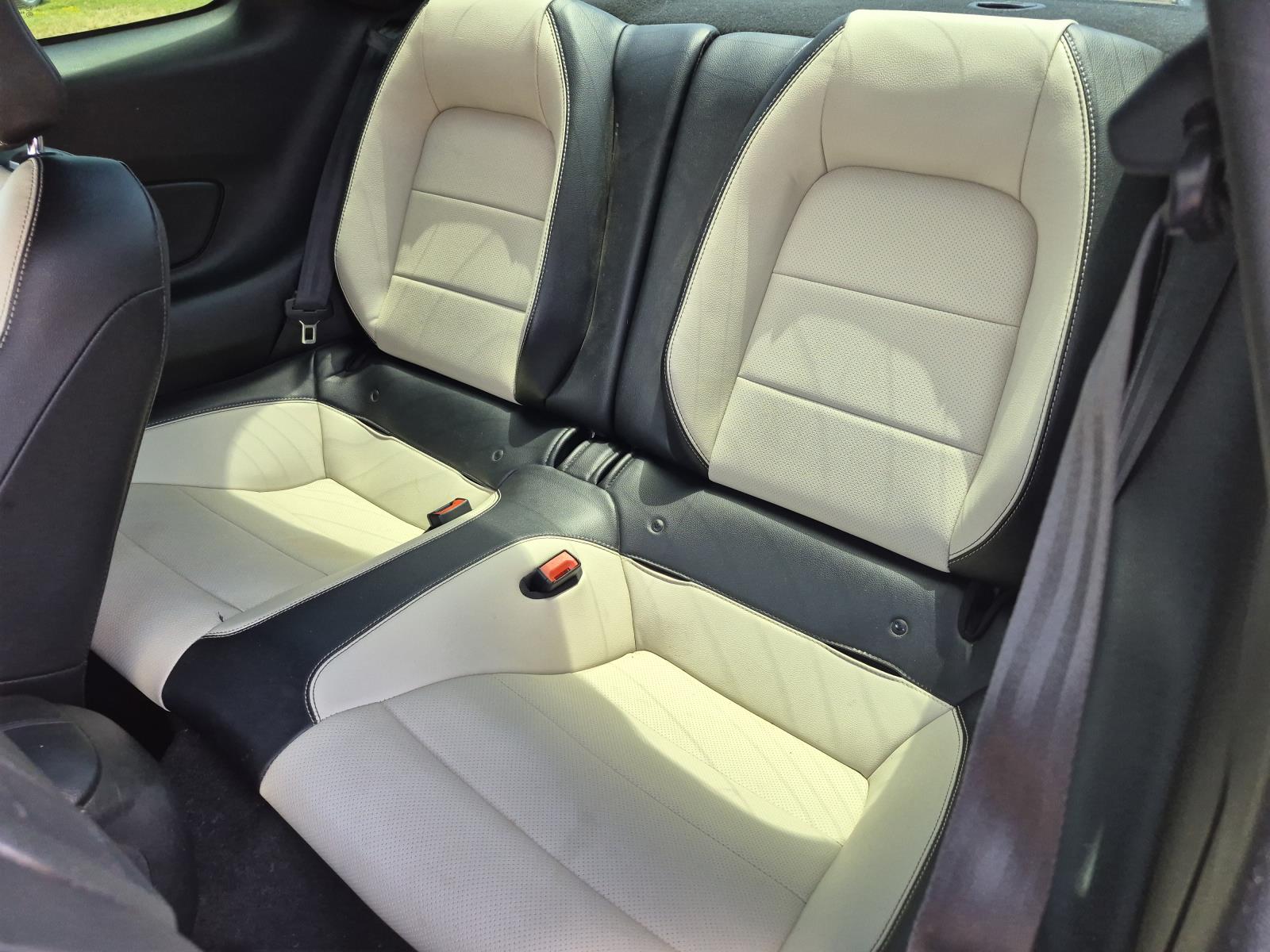 2020 Ford Mustang EcoBoost Premium - Photo 15