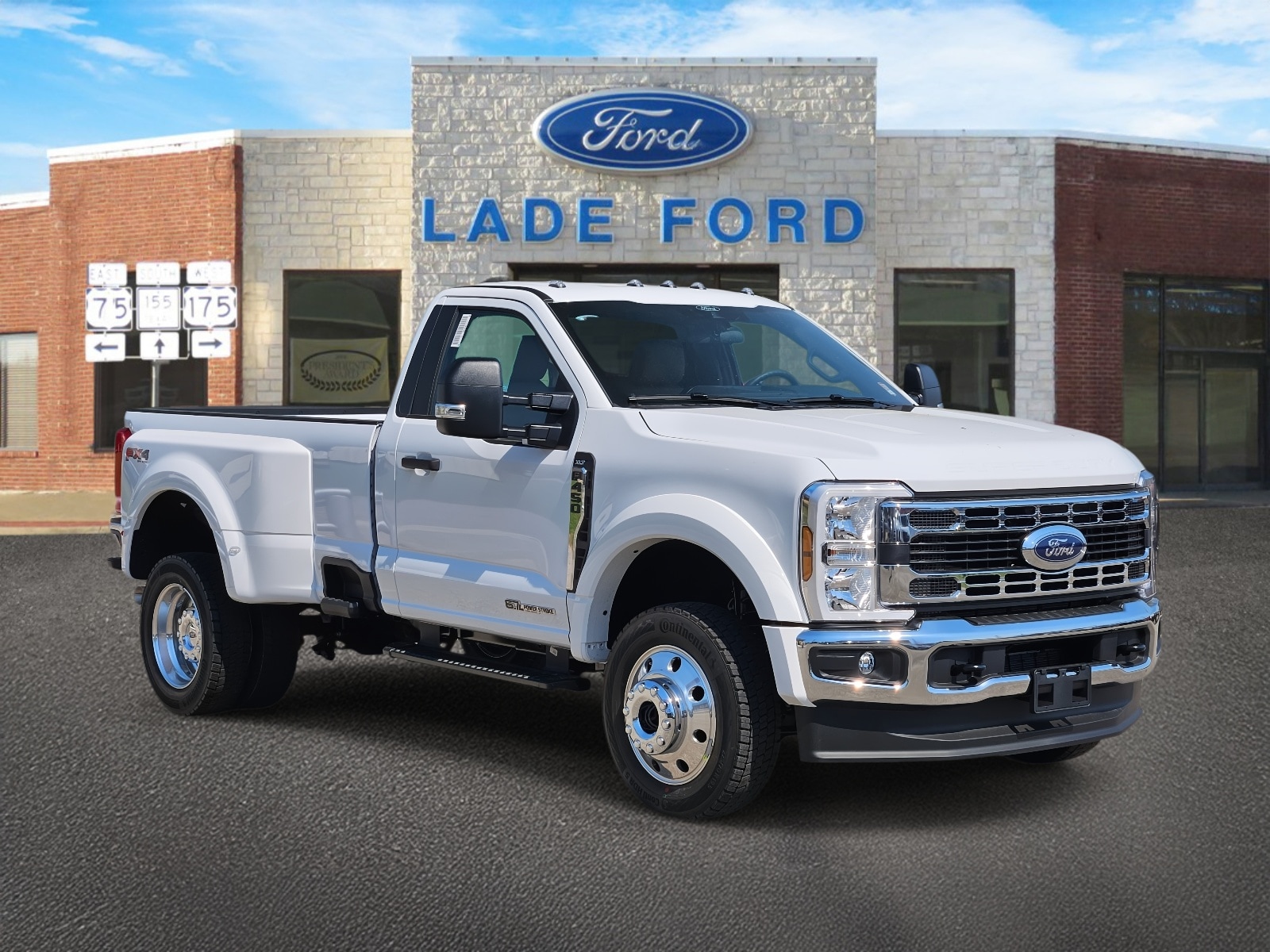2026 Ford F-450 XLT 4x4 Regular Cab 8' Box DRW's photo