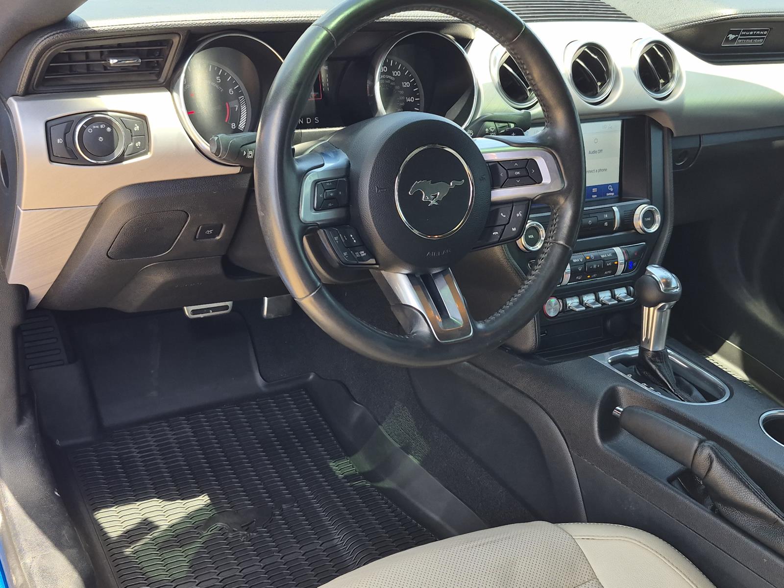 2020 Ford Mustang EcoBoost Premium - Photo 12