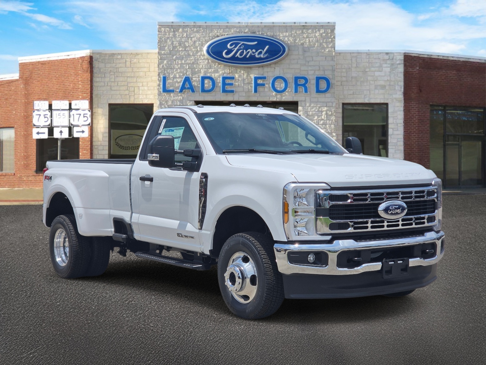 2026 Ford F-350 XLT 4x4 Regular Cab 8' Box DRW's photo