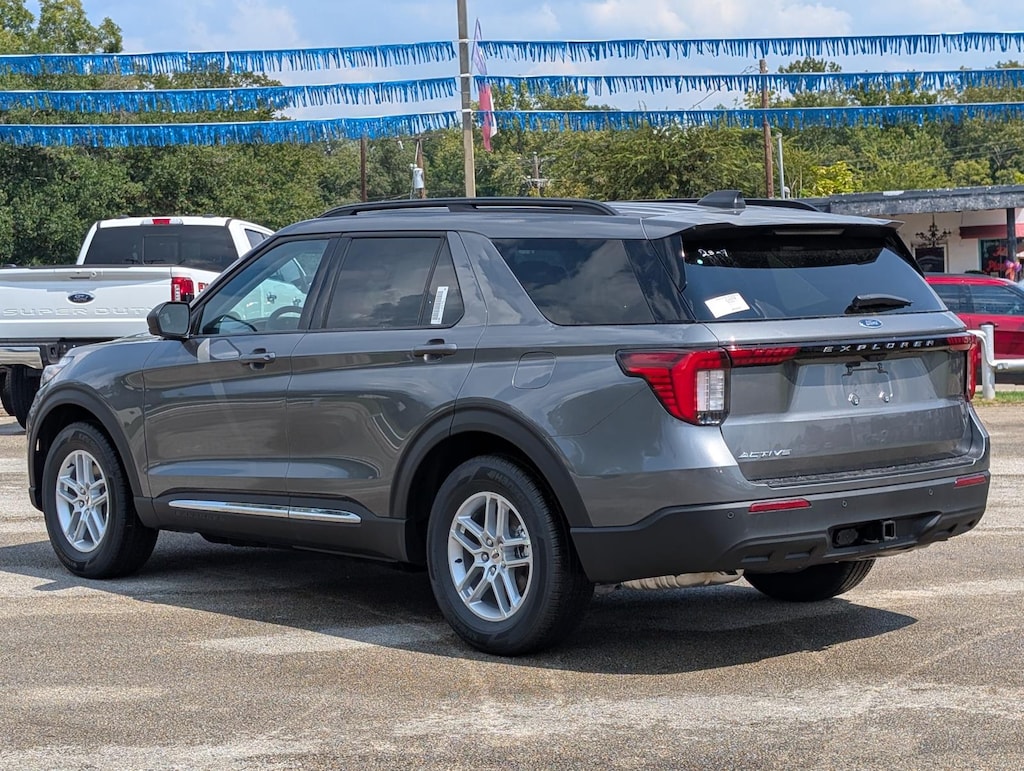 New 2025 Ford Explorer Active SUV