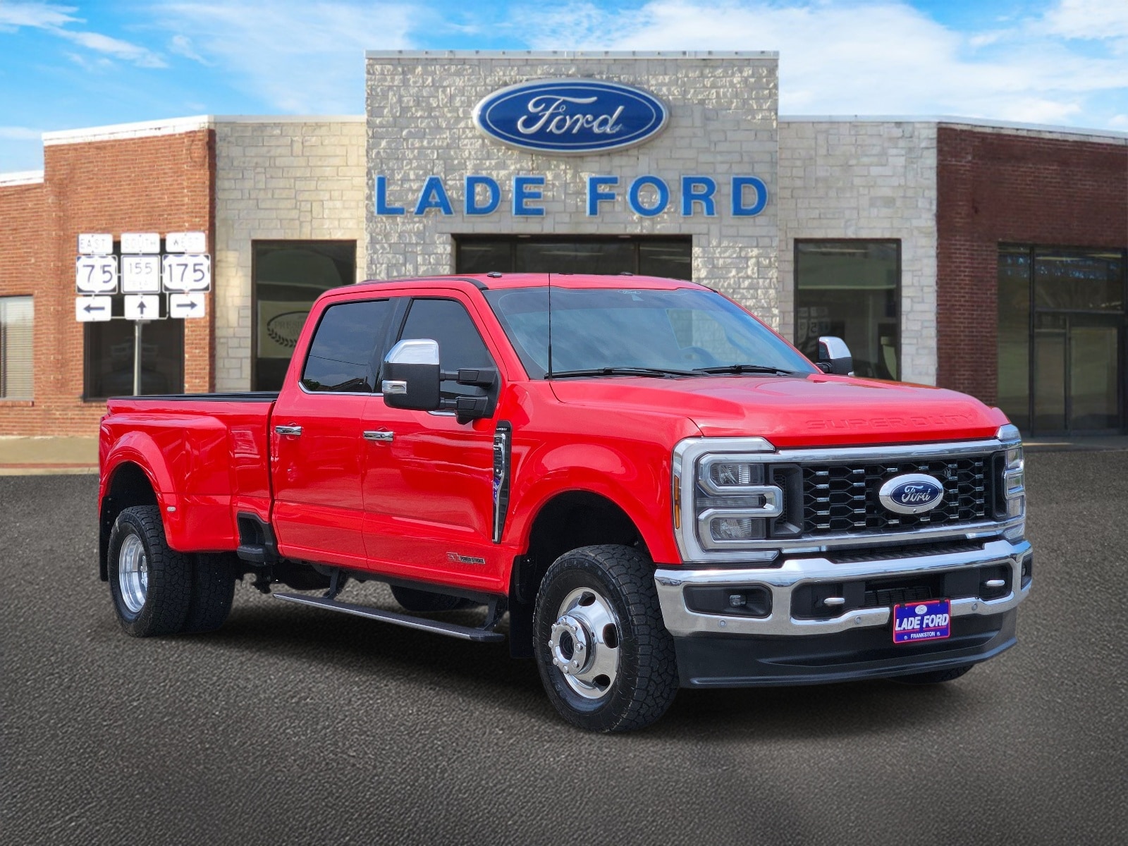 2024 Ford F-350 Lariat 4x4 Crew Cab 8' Box DRW's photo