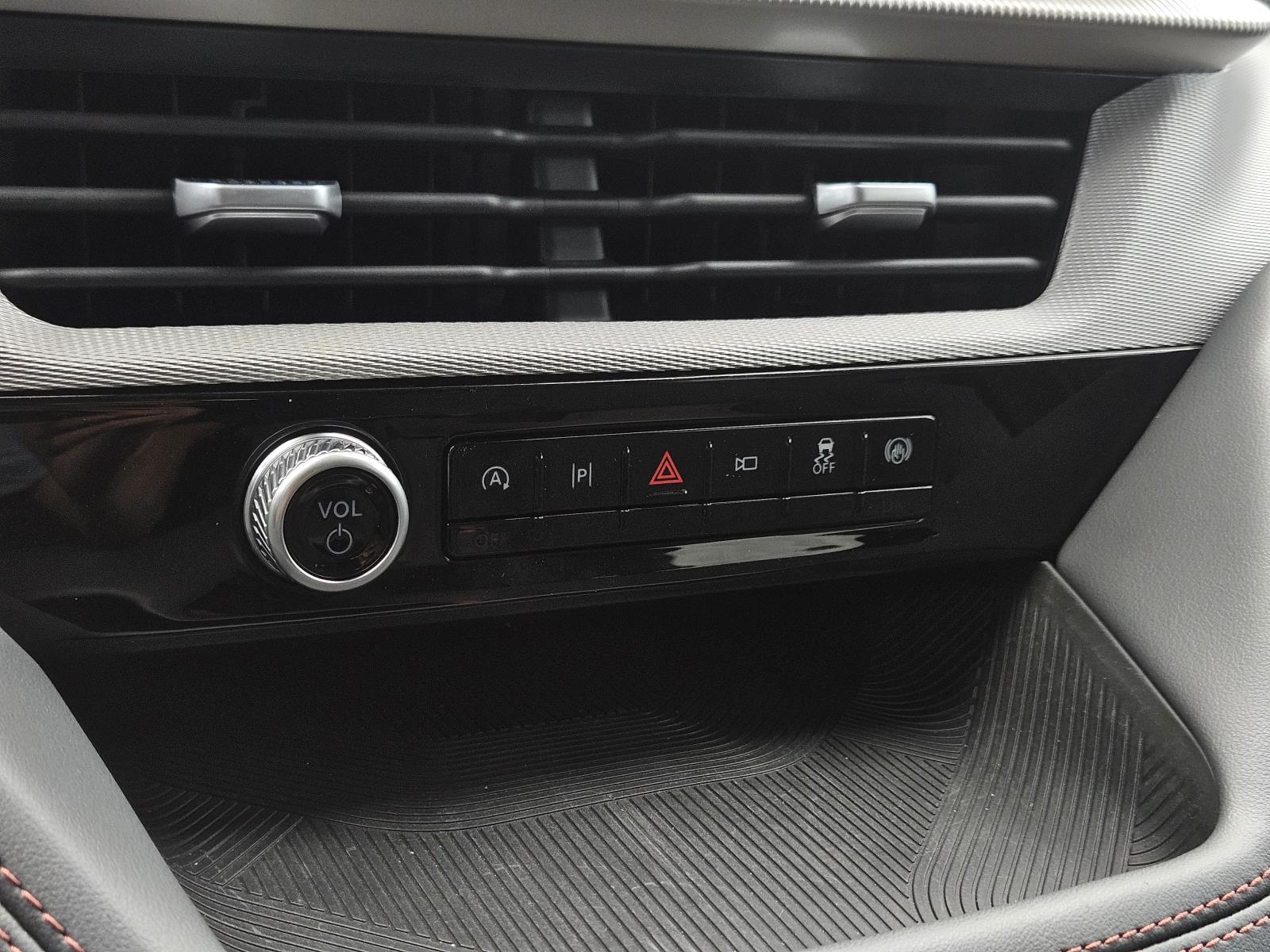 2025 Ford Explorer Active - Photo 26