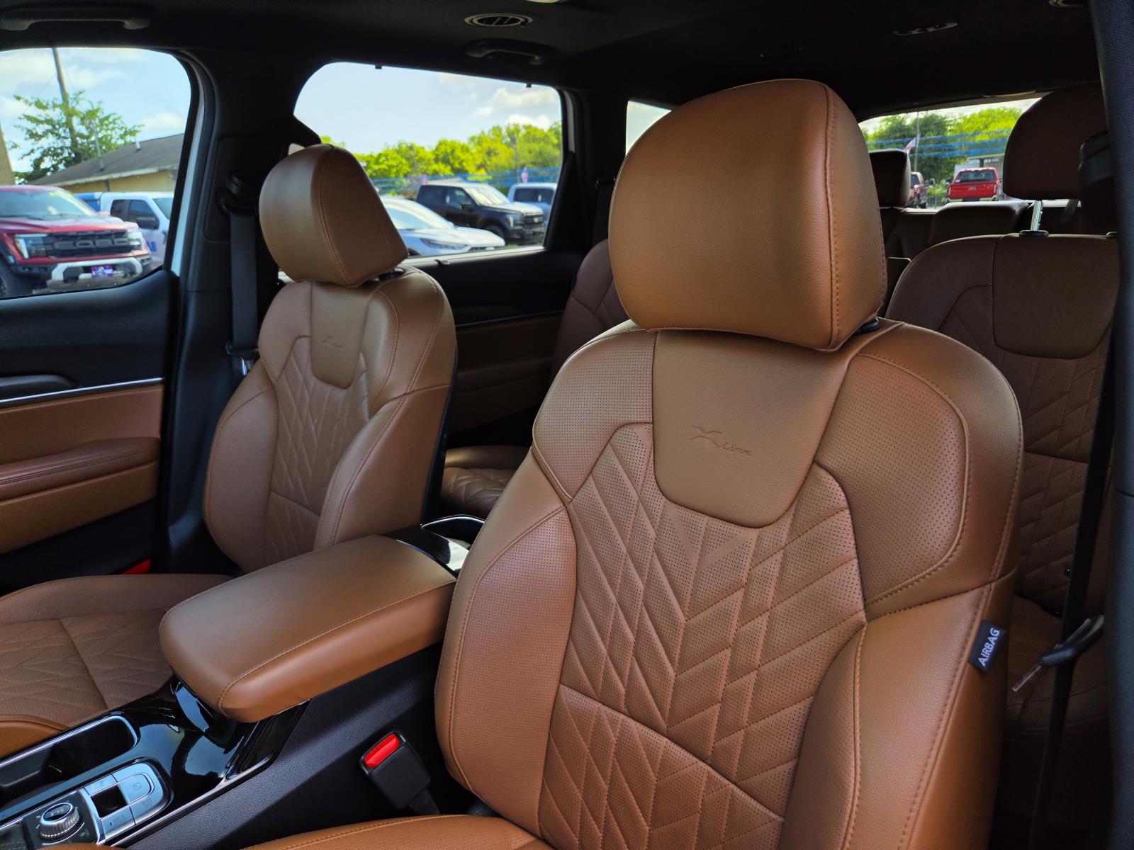 2025 Kia Telluride EX X-Line - Photo 13