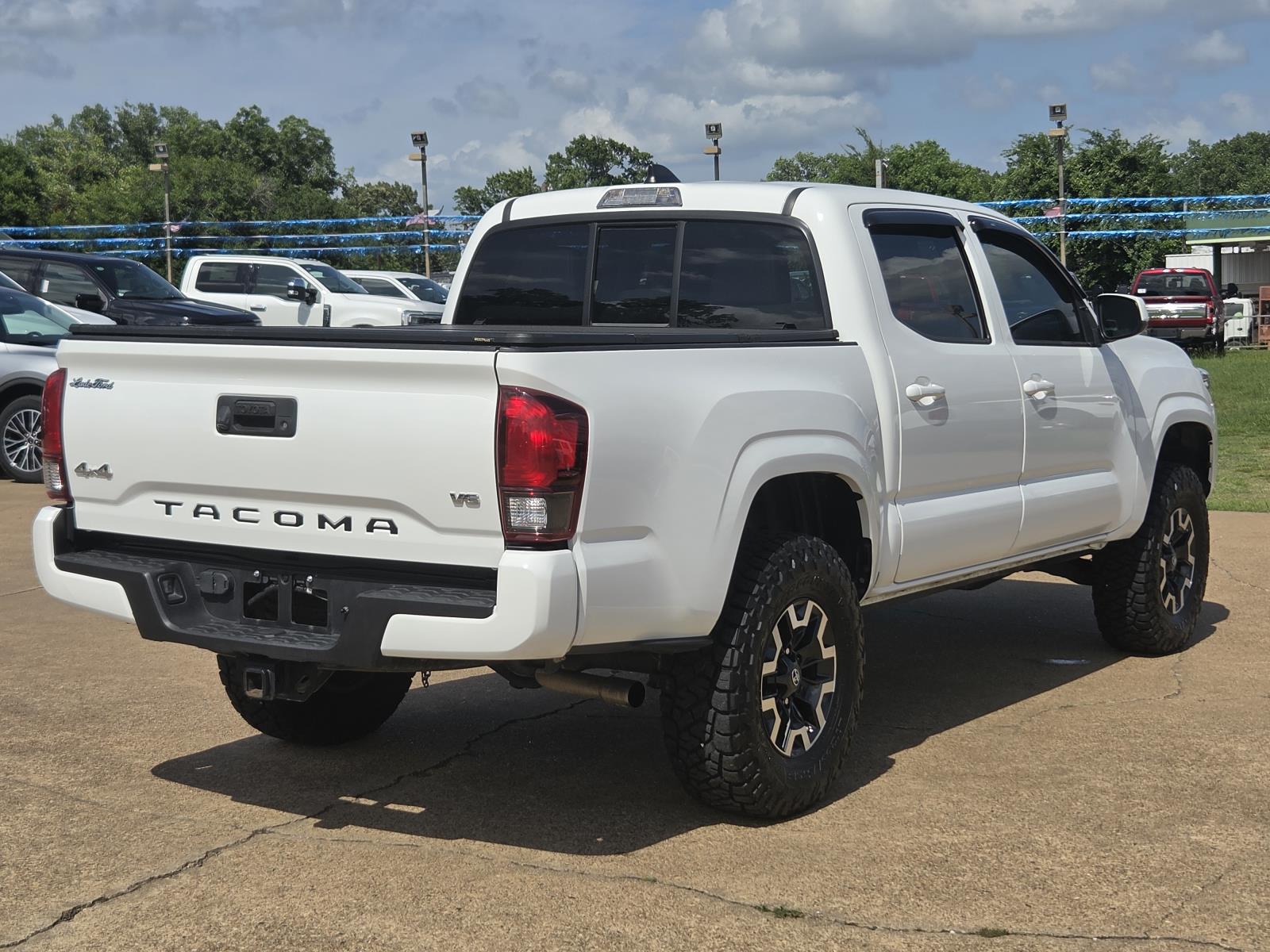 2023 Toyota Tacoma SR - Photo 6