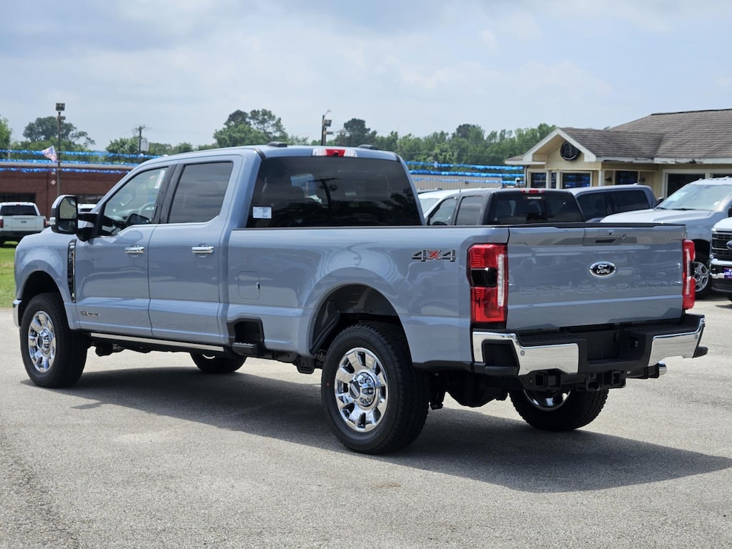 New 2026 Ford Super Duty F-350 SRW Truck Crew Cab