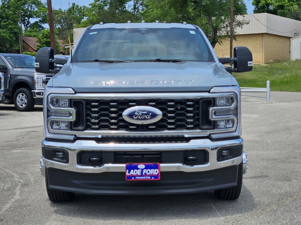 New 2026 Ford Super Duty F-350 DRW Truck Crew Cab