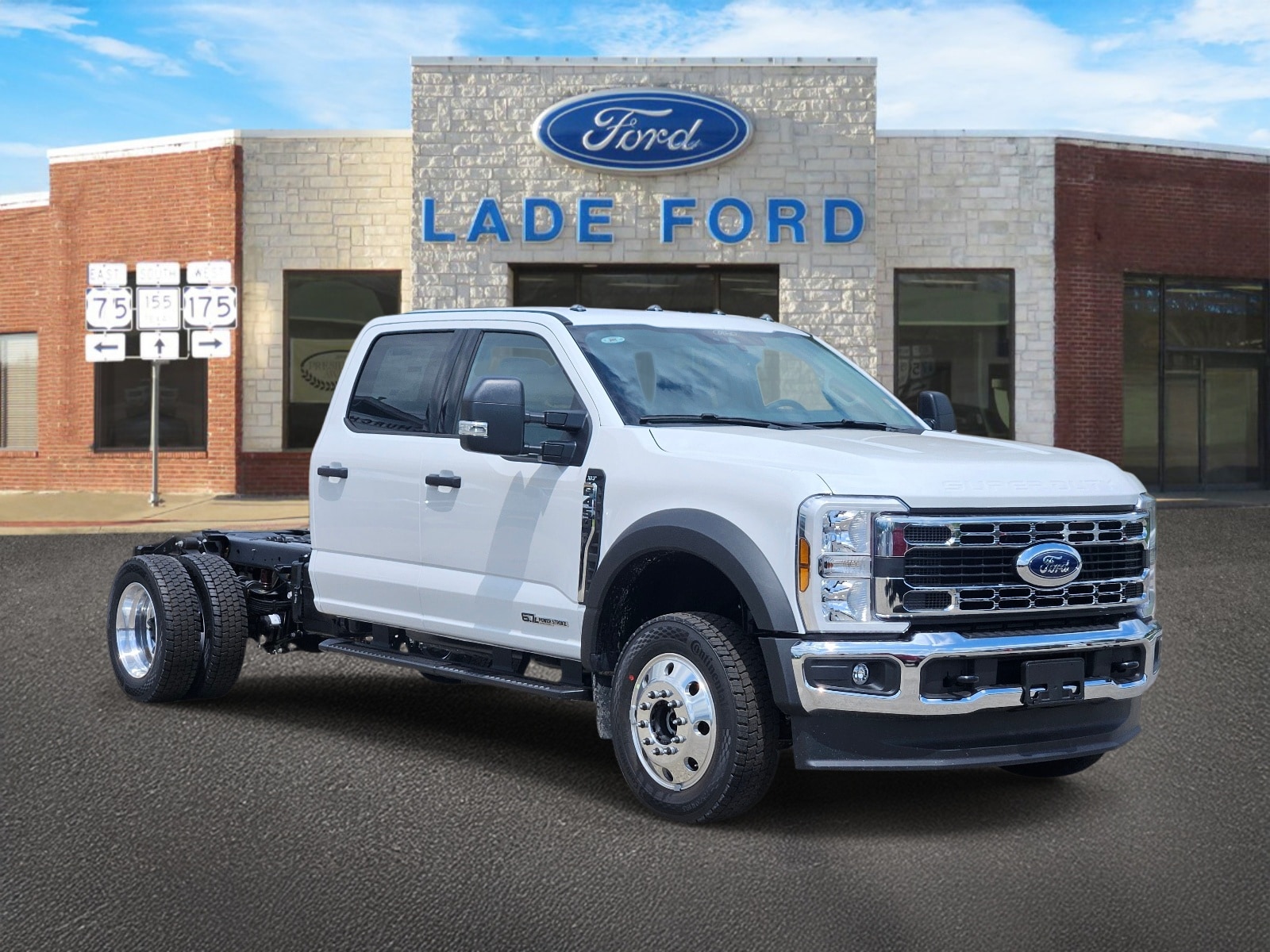 2026 Ford F-450 XLT 4x4 Crew Cab 179-In DRW's photo
