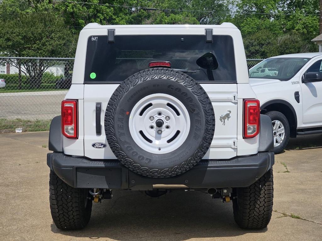 New 2026 Ford Bronco Heritage Edition SUV