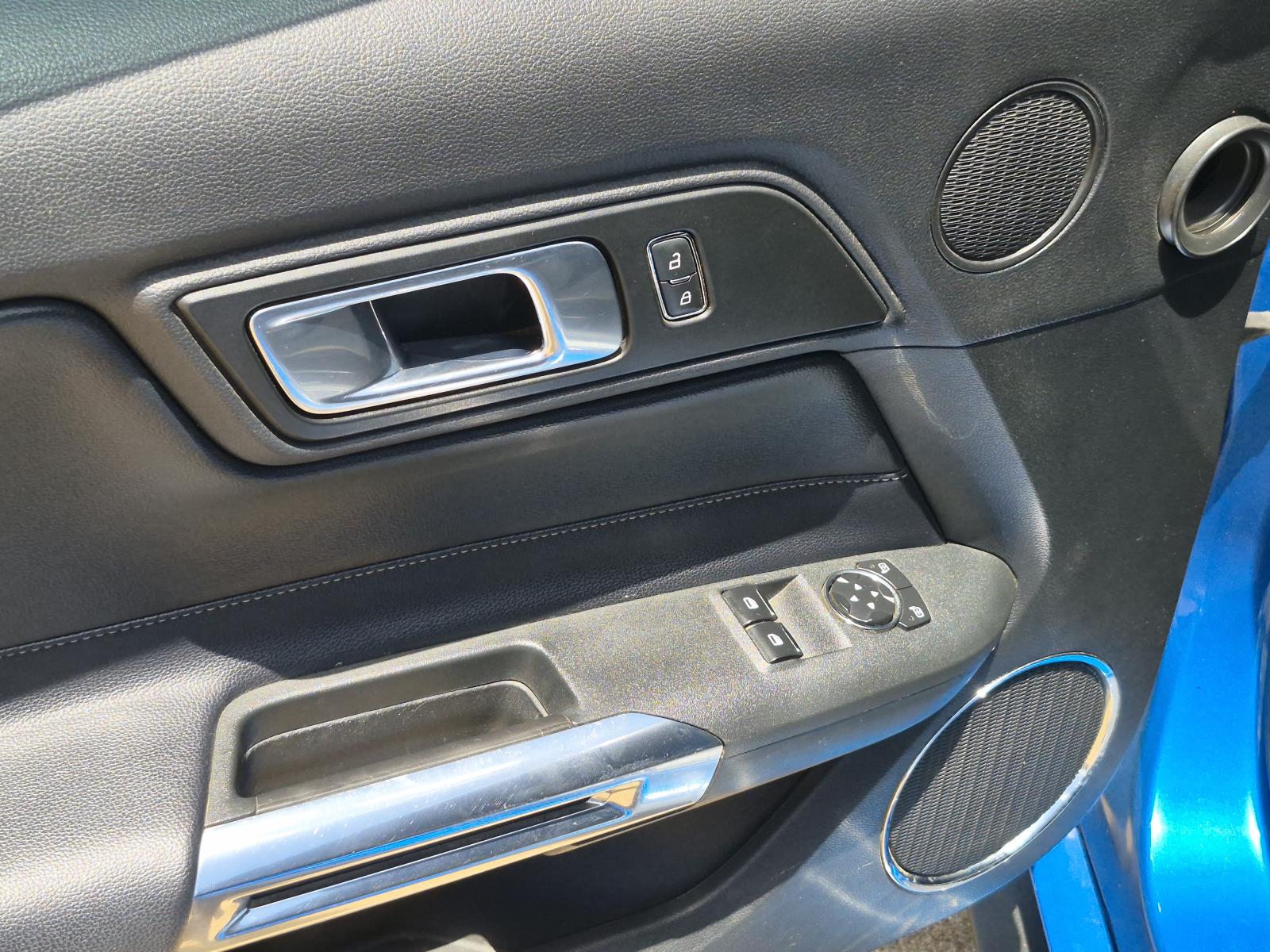 2020 Ford Mustang EcoBoost Premium - Photo 11