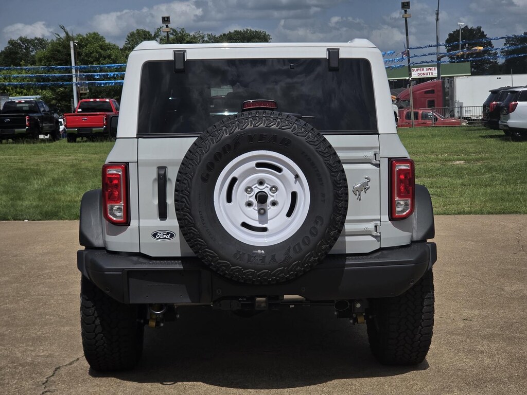 New 2026 Ford Bronco Heritage Edition SUV