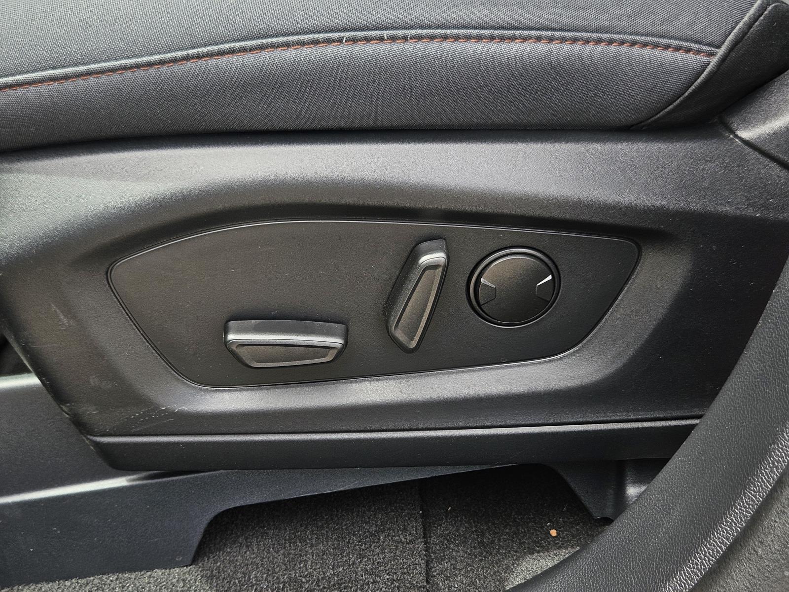 2025 Ford Explorer Active - Photo 29