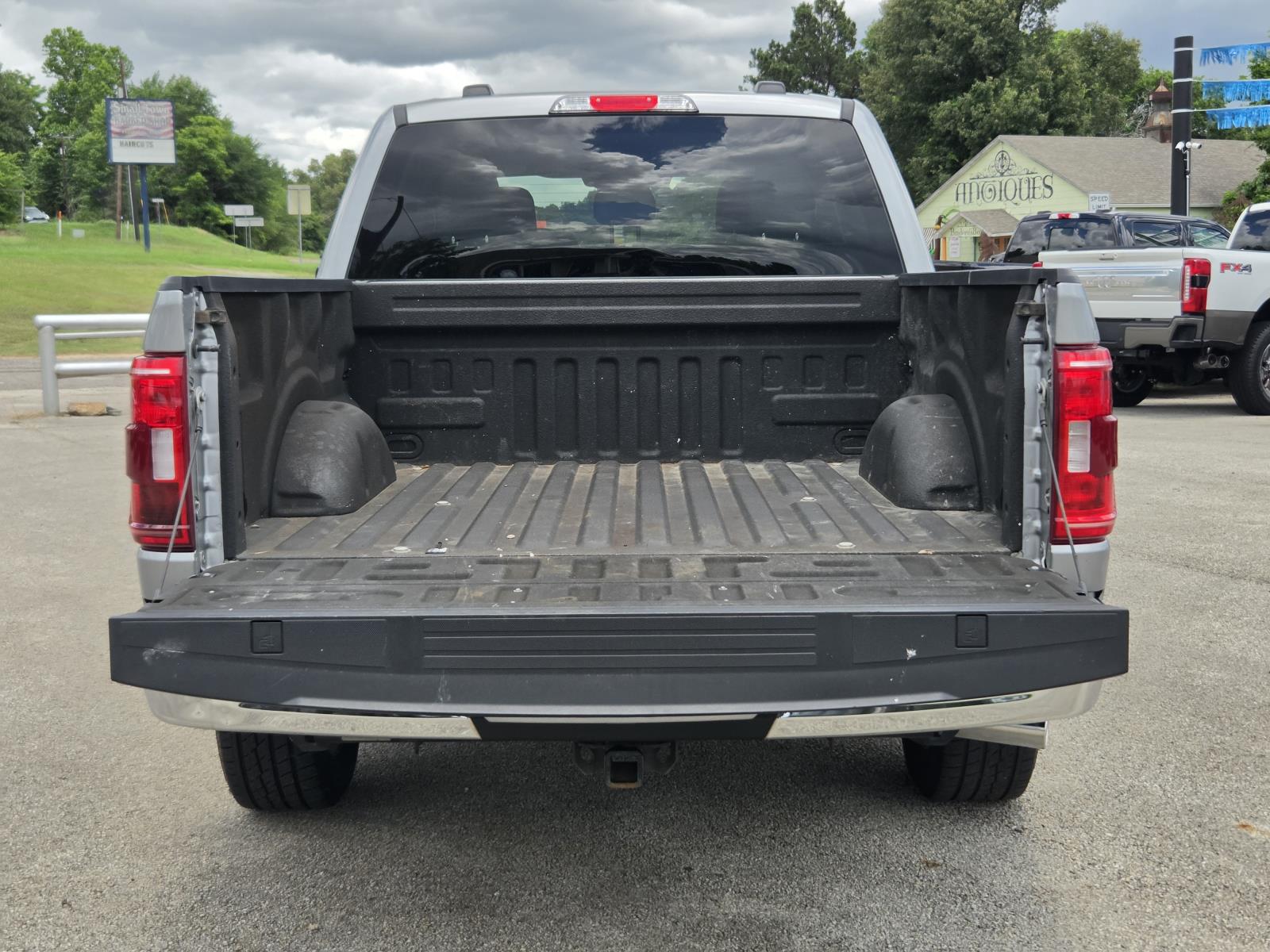 2023 Ford F-150 XLT - Photo 10