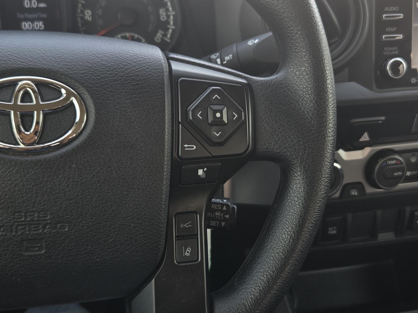 2023 Toyota Tacoma SR - Photo 15